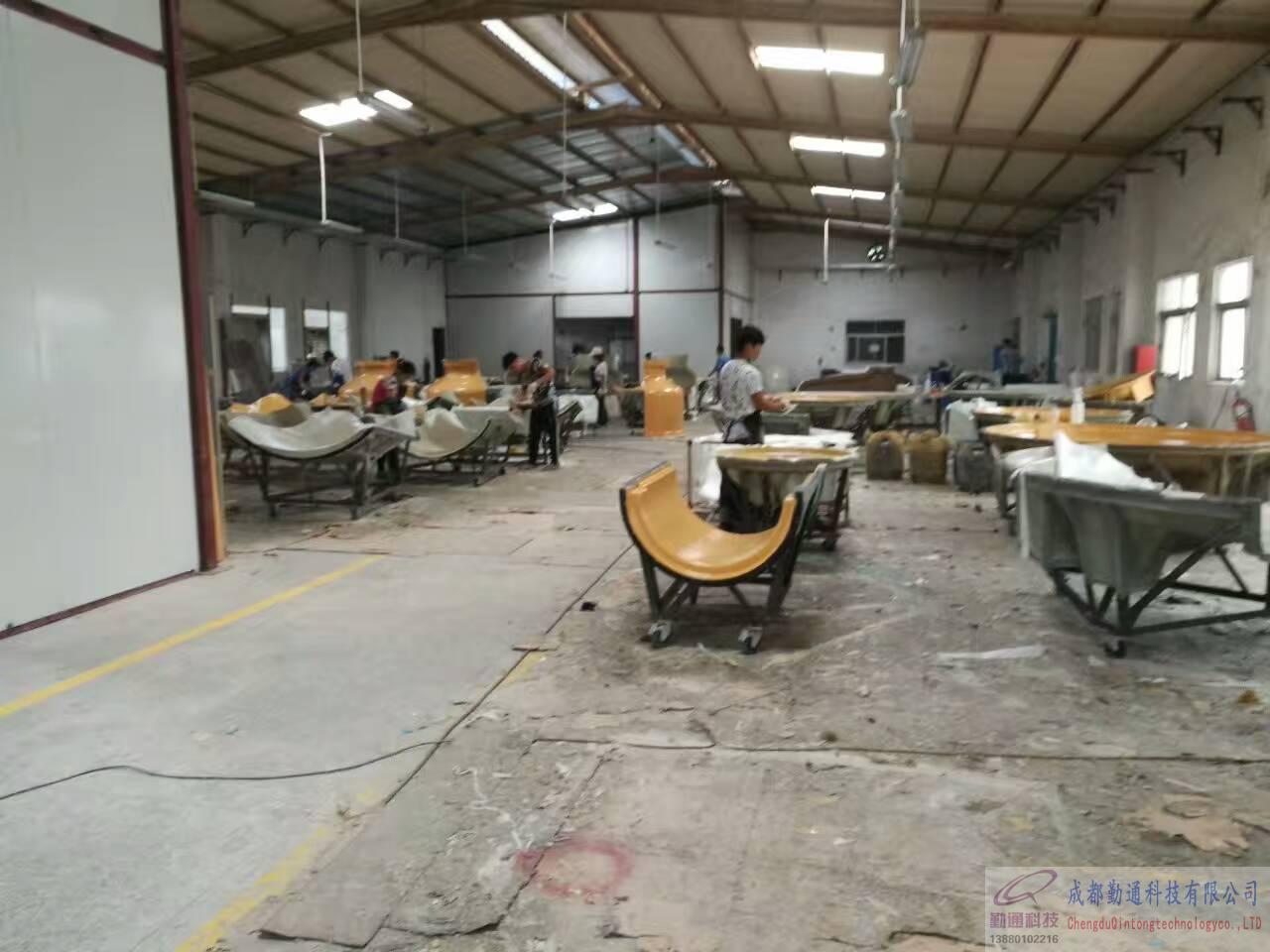 冷卻塔生產(chǎn)現(xiàn)場展示